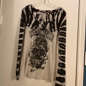 Large Crash and Burn long sleeve tee shirt gray and cream